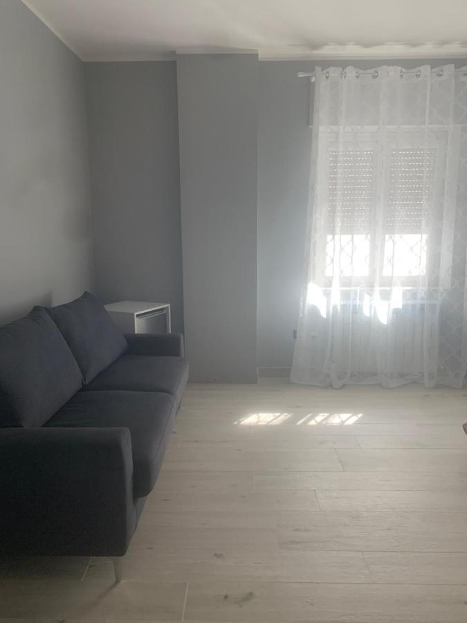 לינה וארוחת בוקר קרוטונה Le Stanze Di Dalia מראה חיצוני תמונה